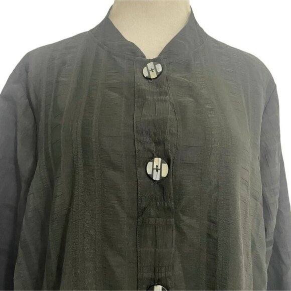 Niche Nilgun Derman Size XL  Top Blouse Button Down Collared Buttons Boxy Artsy - Picture 2 of 7